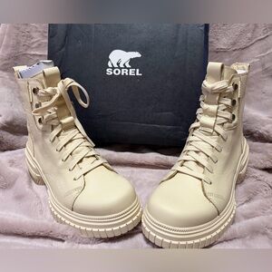 Sorel Cream Lace-Up Combat Boots